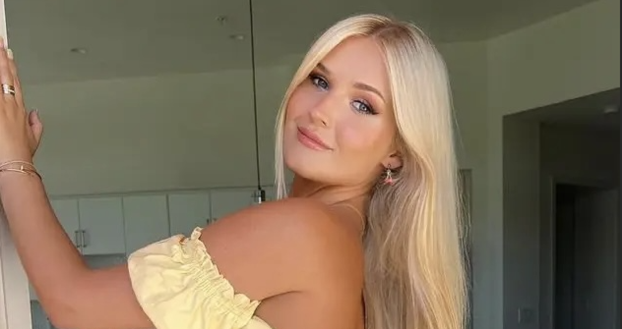 Follow Me On TikTok (: